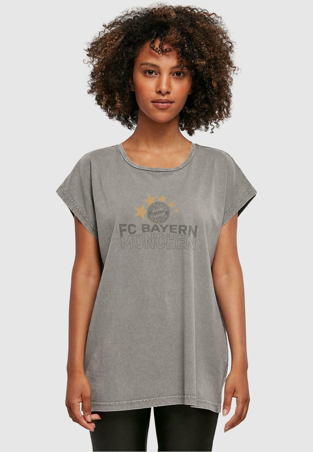 

Футболка с символикой STAR ACID WASHED TEE FC Bayern München, цвет asphalt