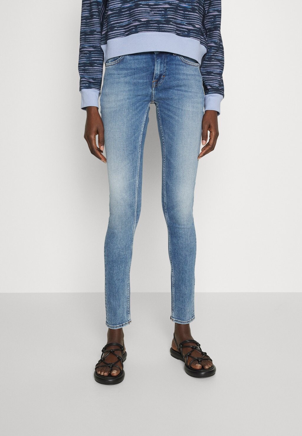 

Джинсы Skinny Fit Tiger of Sweden, синий