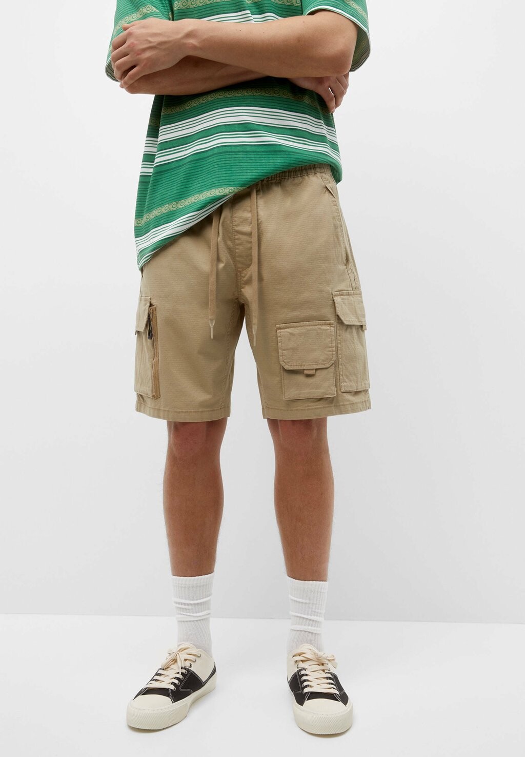 

Шорты Bermuda PULL&BEAR, цвет ochre