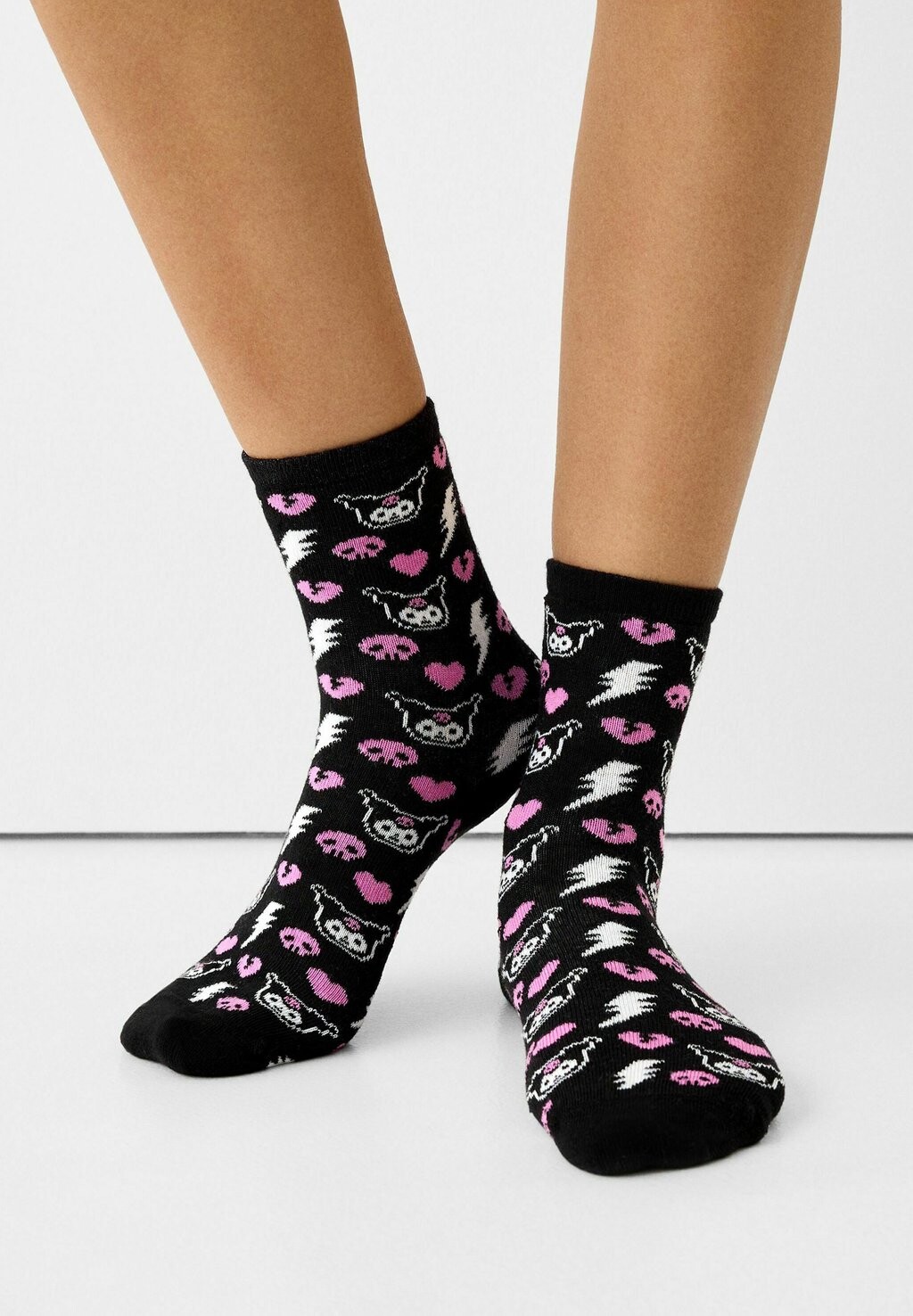

Носки KUROMI-PACK OF 3 Bershka, цвет black