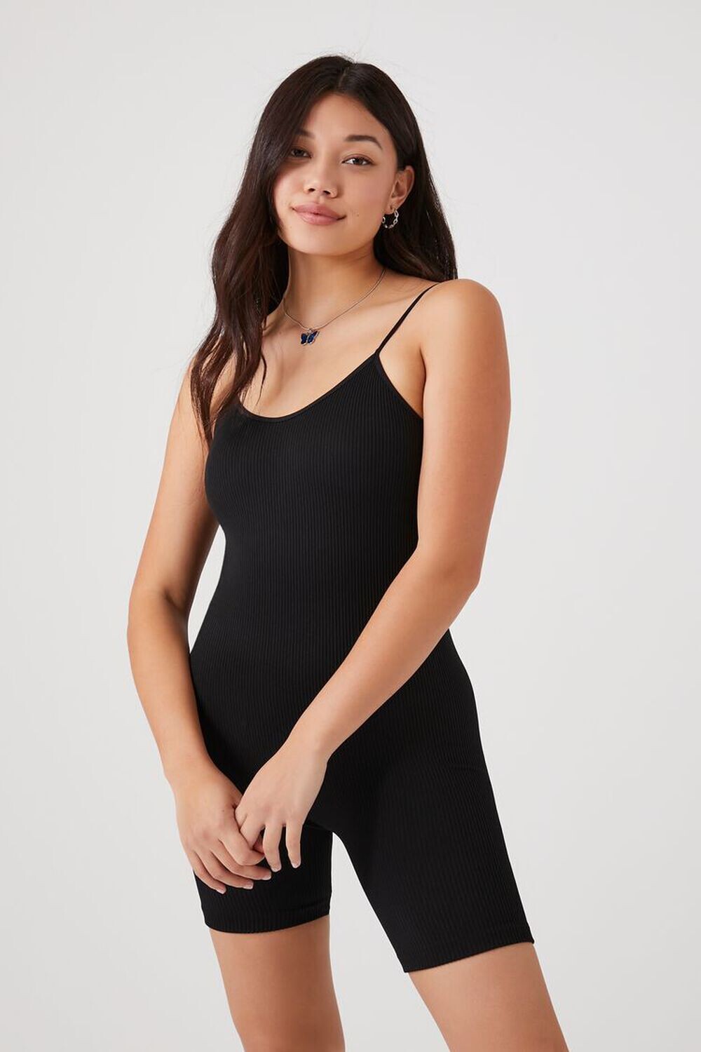 

Приталенный комбинезон на бретельках в рубчик Forever 21, черный