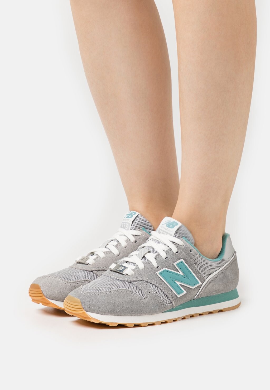

Кроссовки New Balance