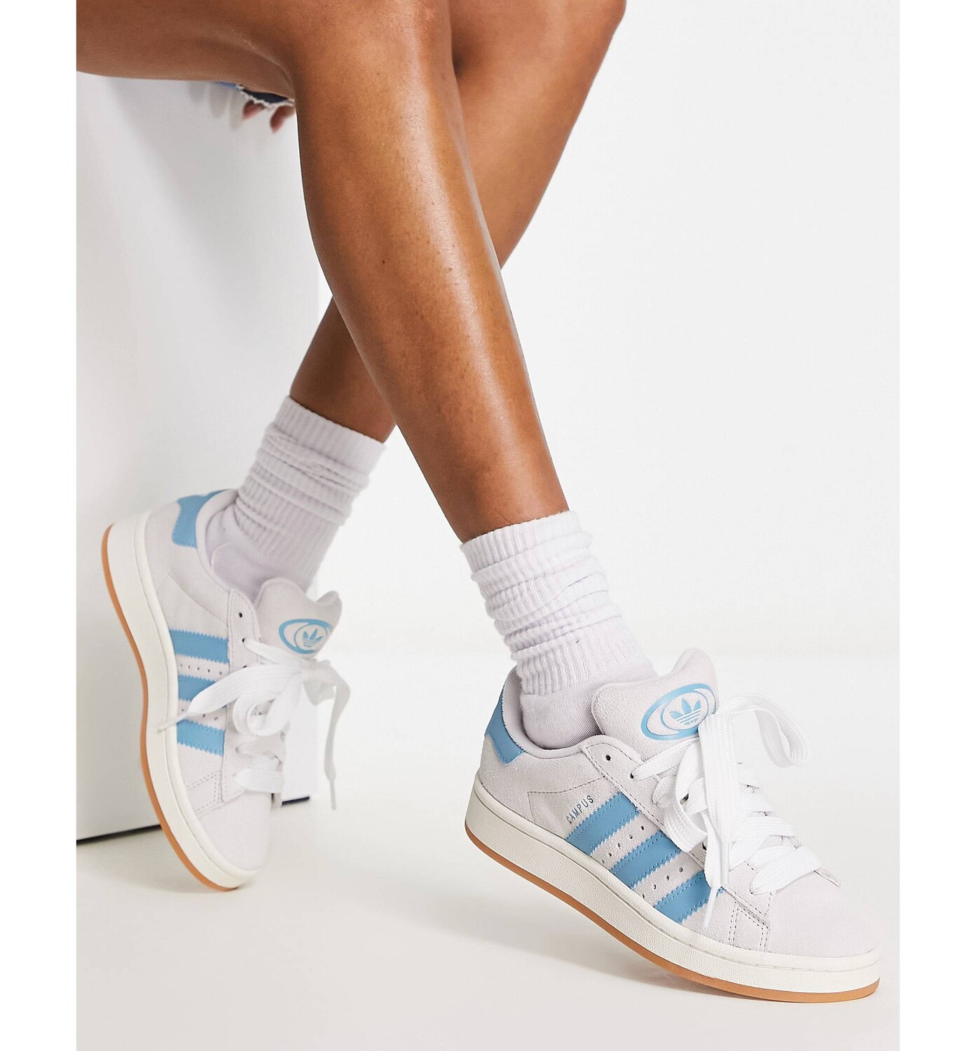 

Бело-синие кроссовки adidas Originals Campus 00s с резиновой подошвой