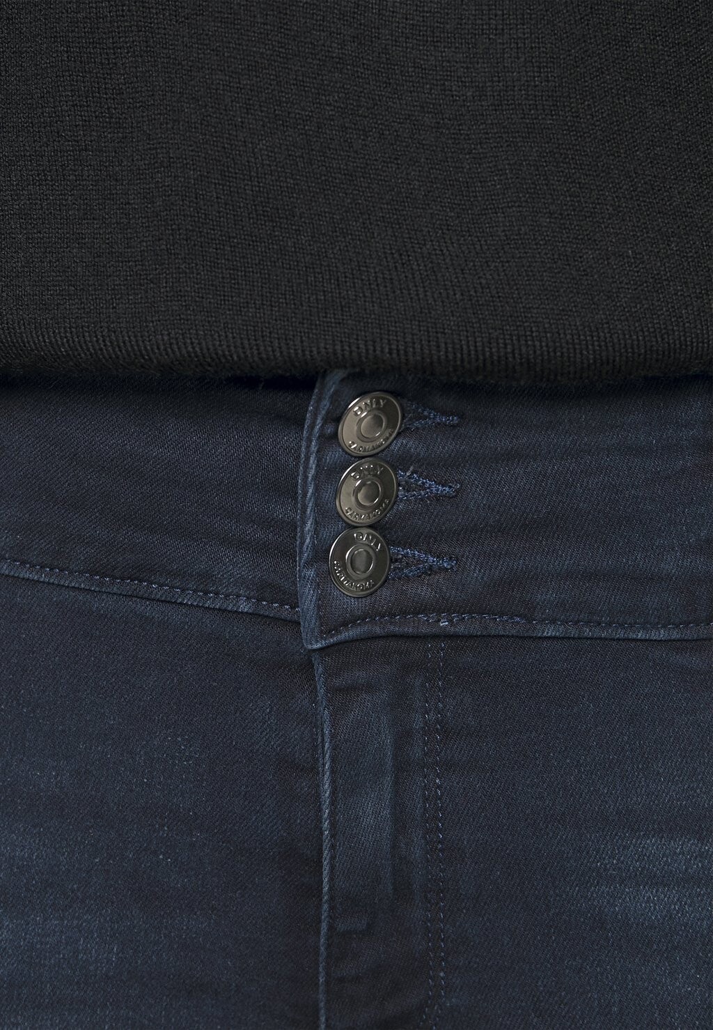 

Джинсы облегающие CARANNABEL SKINNY ANK ONLY Carmakoma, темно-синий деним