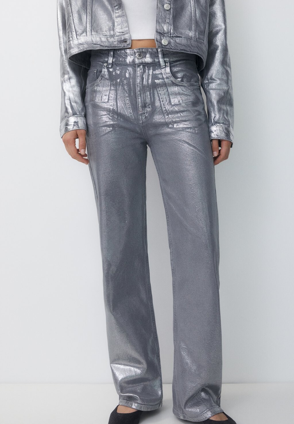 

Джинсы-сигареты Ripped High Waist PULL&BEAR, серебро