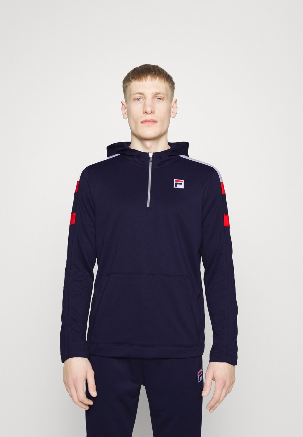 

Толстовка на молнии Fila