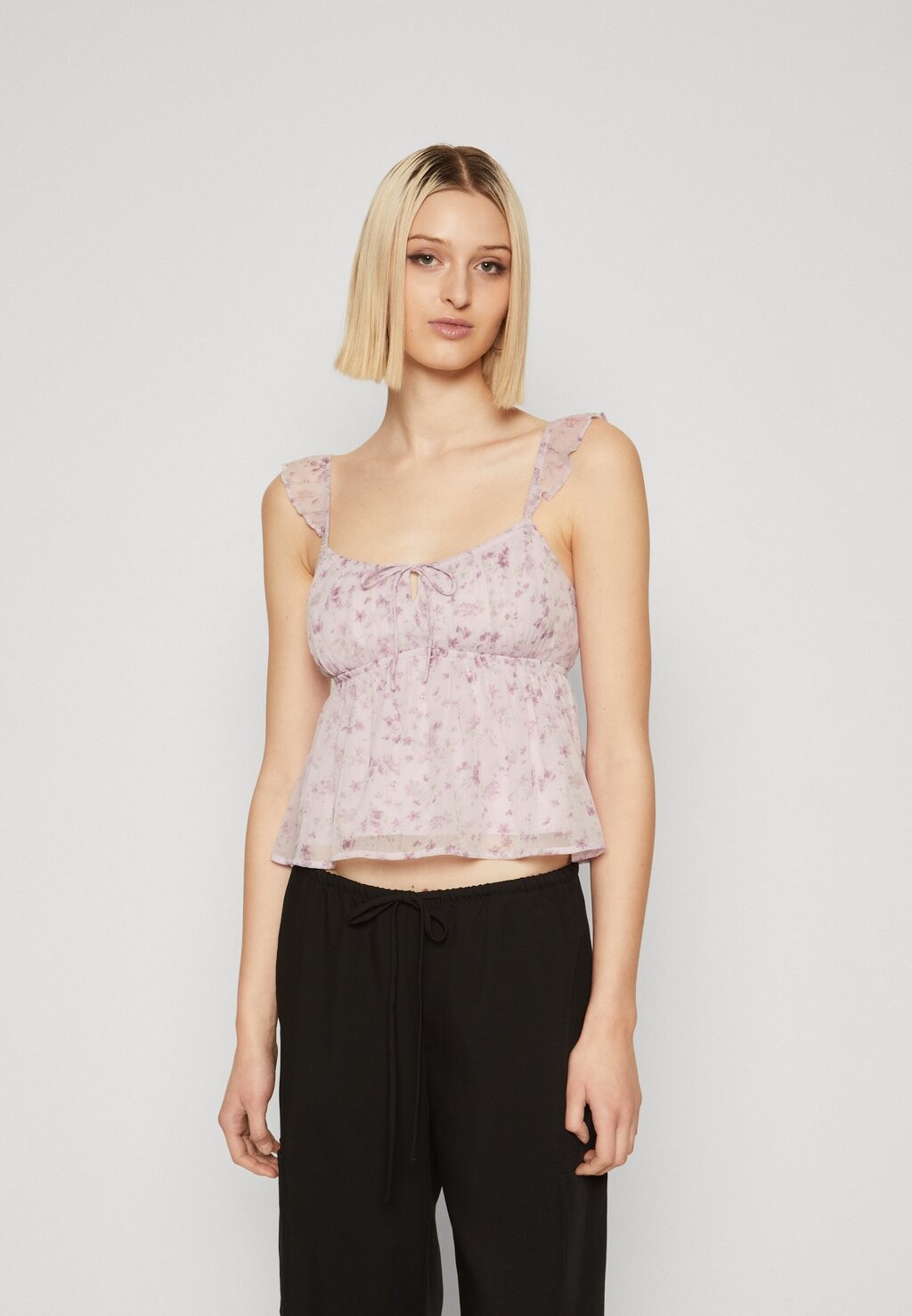 

Топ Bare Babydoll Hollister Co., цвет arctic
