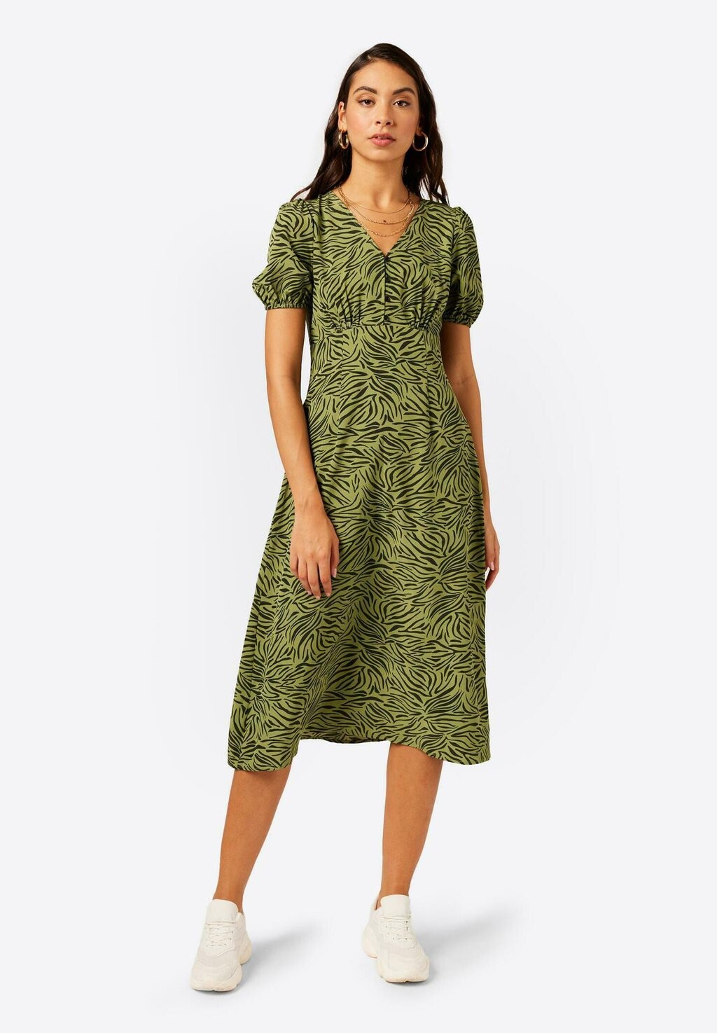 

Летнее платье Urban Threads, хаки
