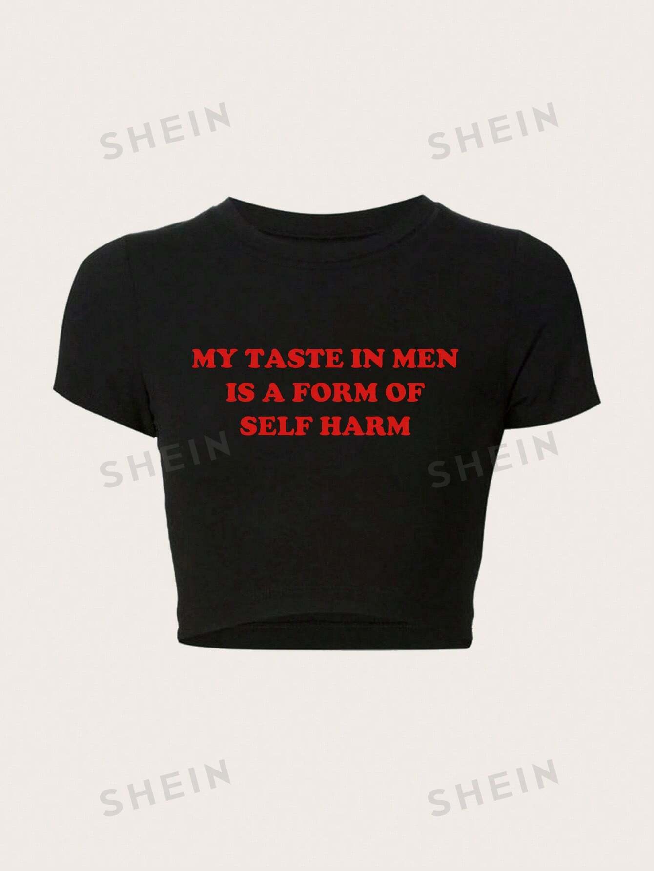 Укороченная футболка узкого кроя с принтом со слоганом, черный