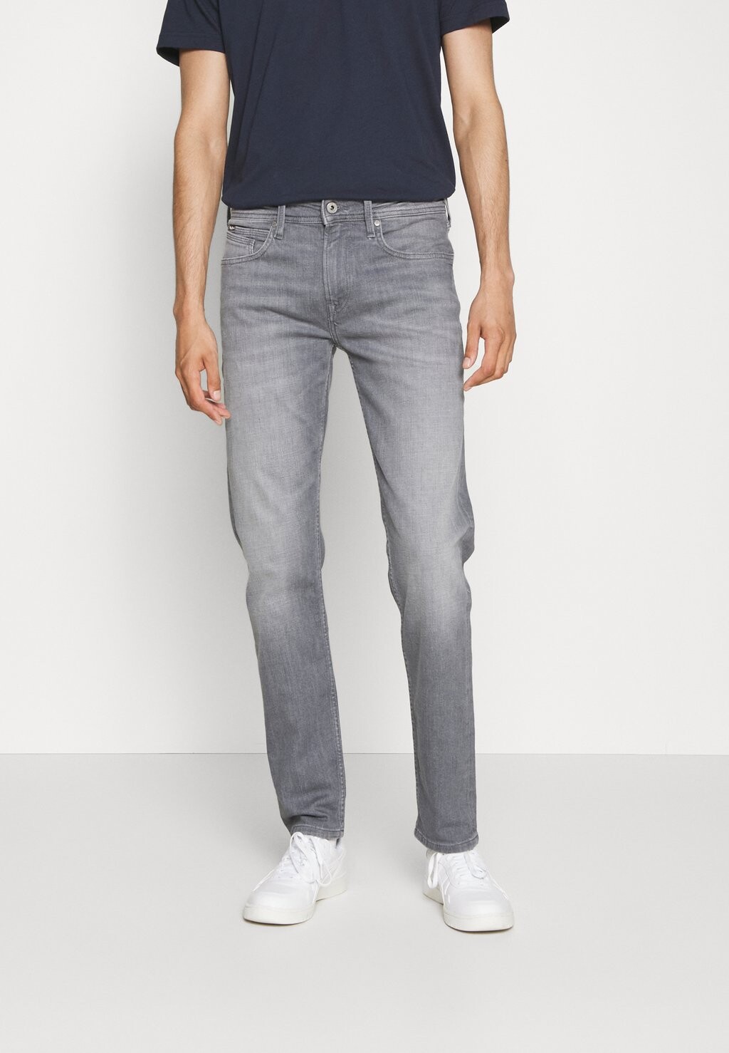 

Джинсы облегающего кроя Pepe Jeans