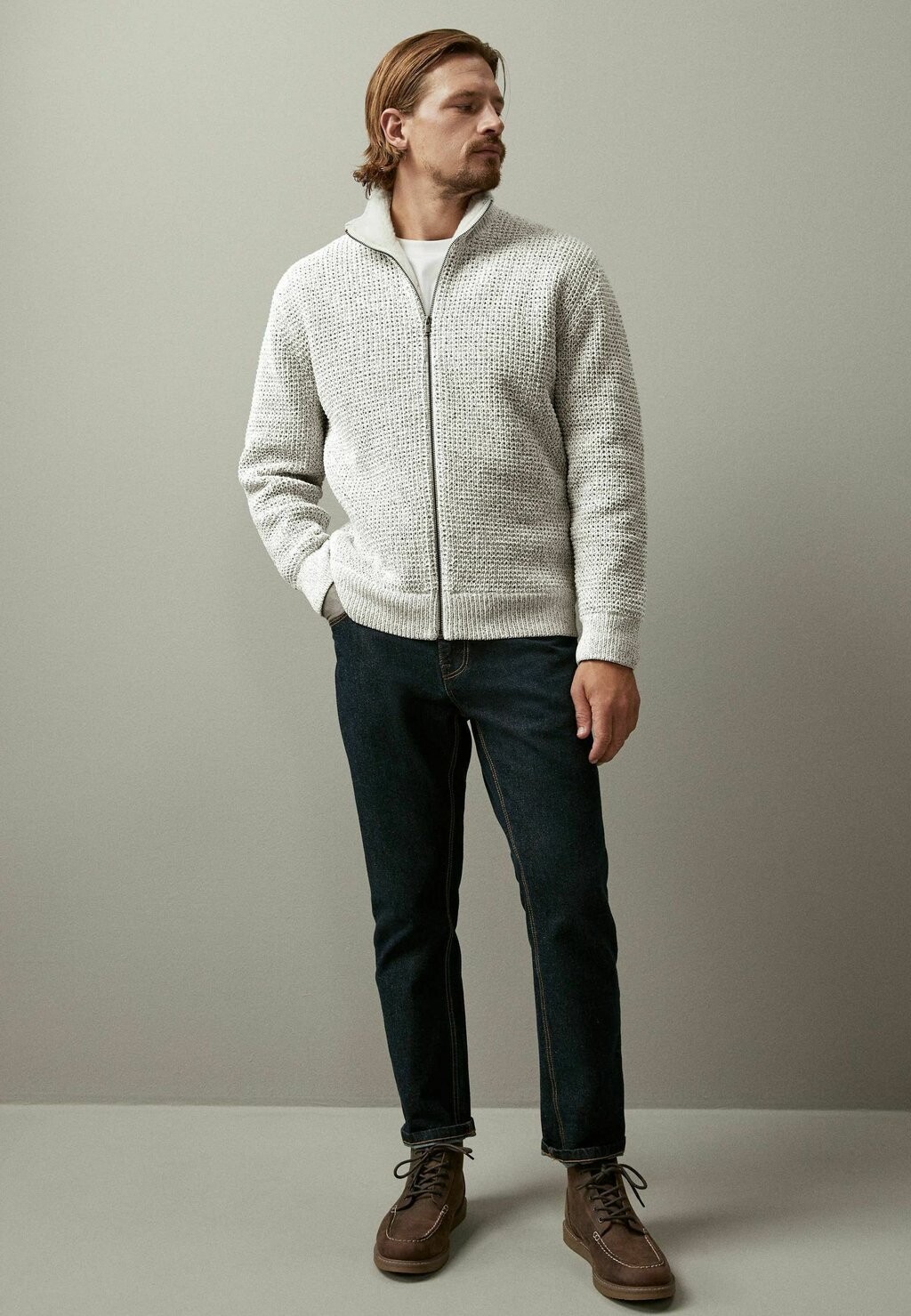 

Кардиган REGULAR CHENILLE THROUGH Next, крем