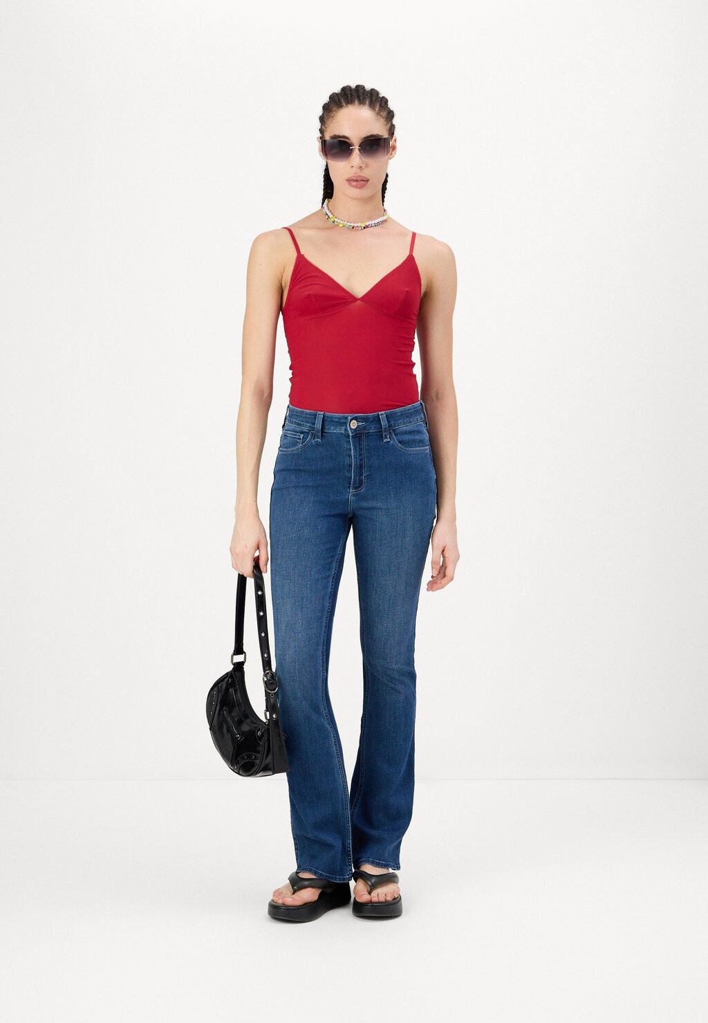 

Топ TAMIE CAMI BDG Urban Outfitters, красный