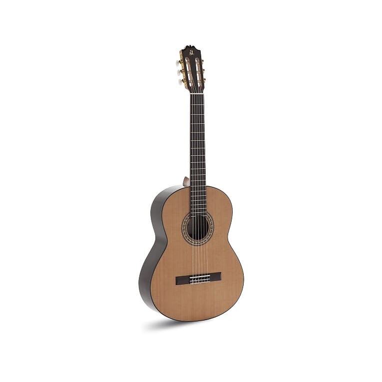 

Акустическая гитара Admira A6 Handcrafted Series Classical Guitar, Solid Cedar Top
