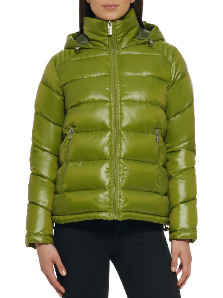 

Пуховик с капюшоном Guess, цвет Moss