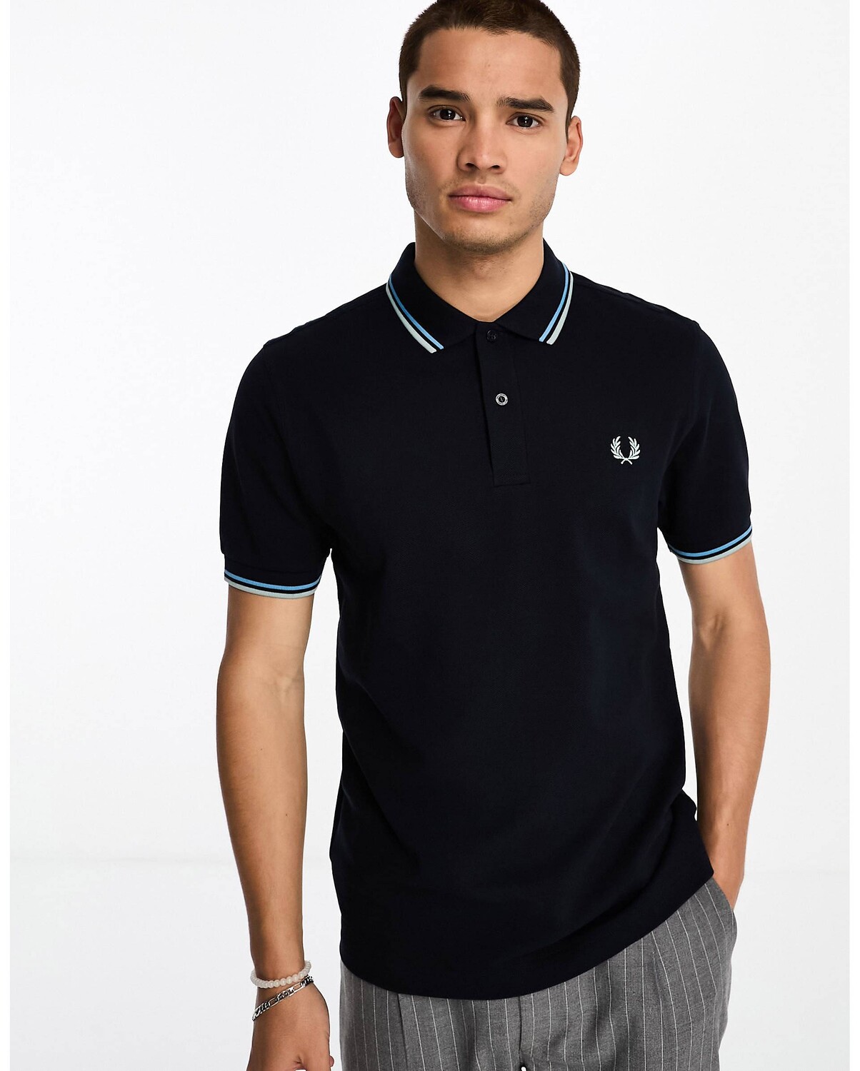 

Темно-синяя рубашка поло с двумя отворотами Fred Perry