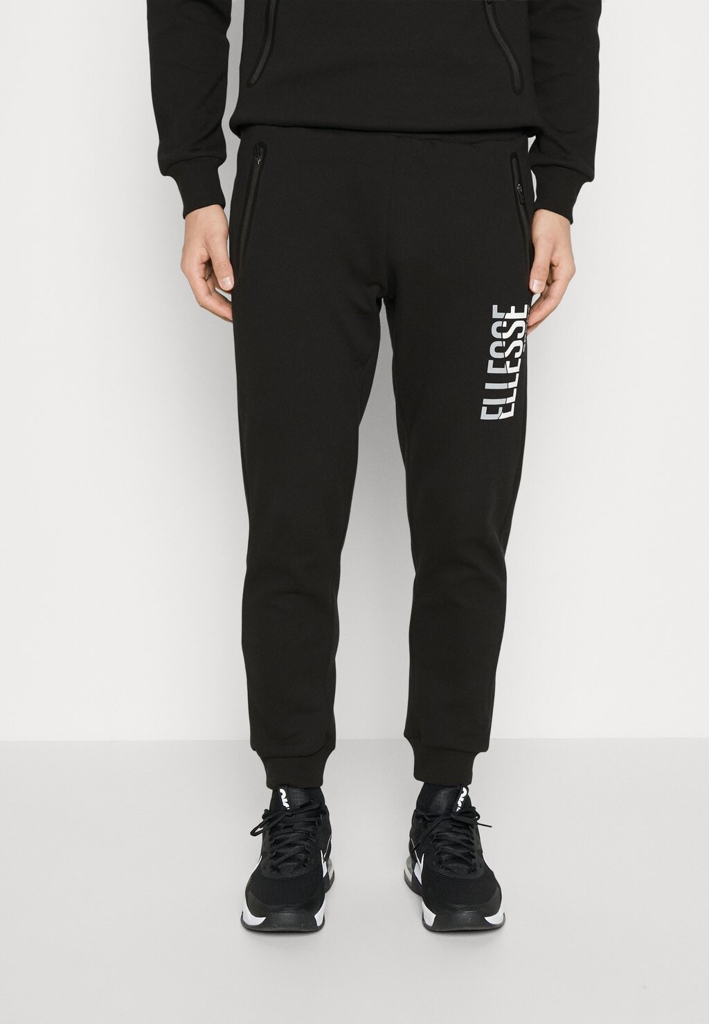 

Спортивные брюки Ellesse