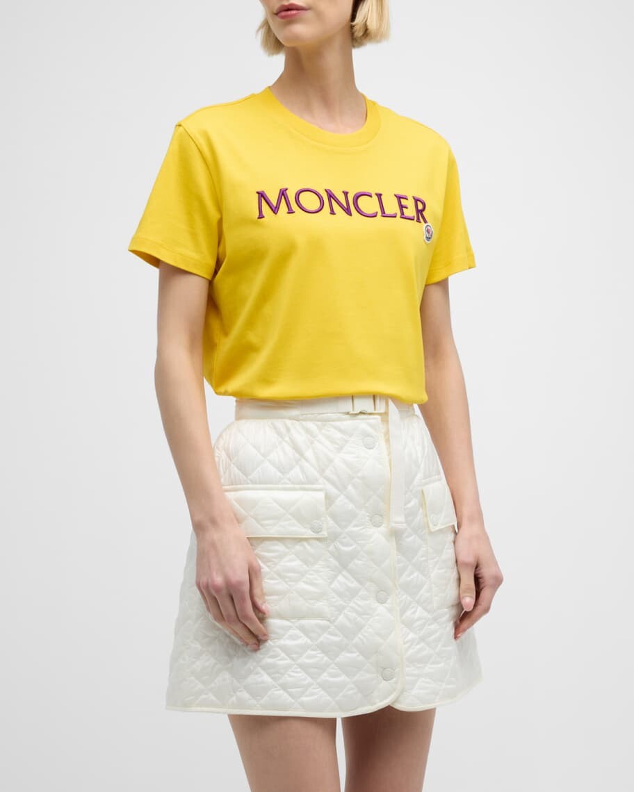 

Футболка с вышитым логотипом Moncler