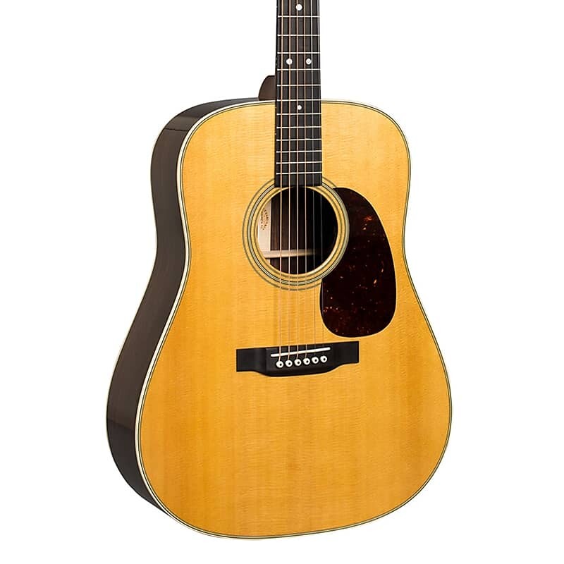 

Акустическая гитара Martin D-28 Dreadnought 2022 with Martin case