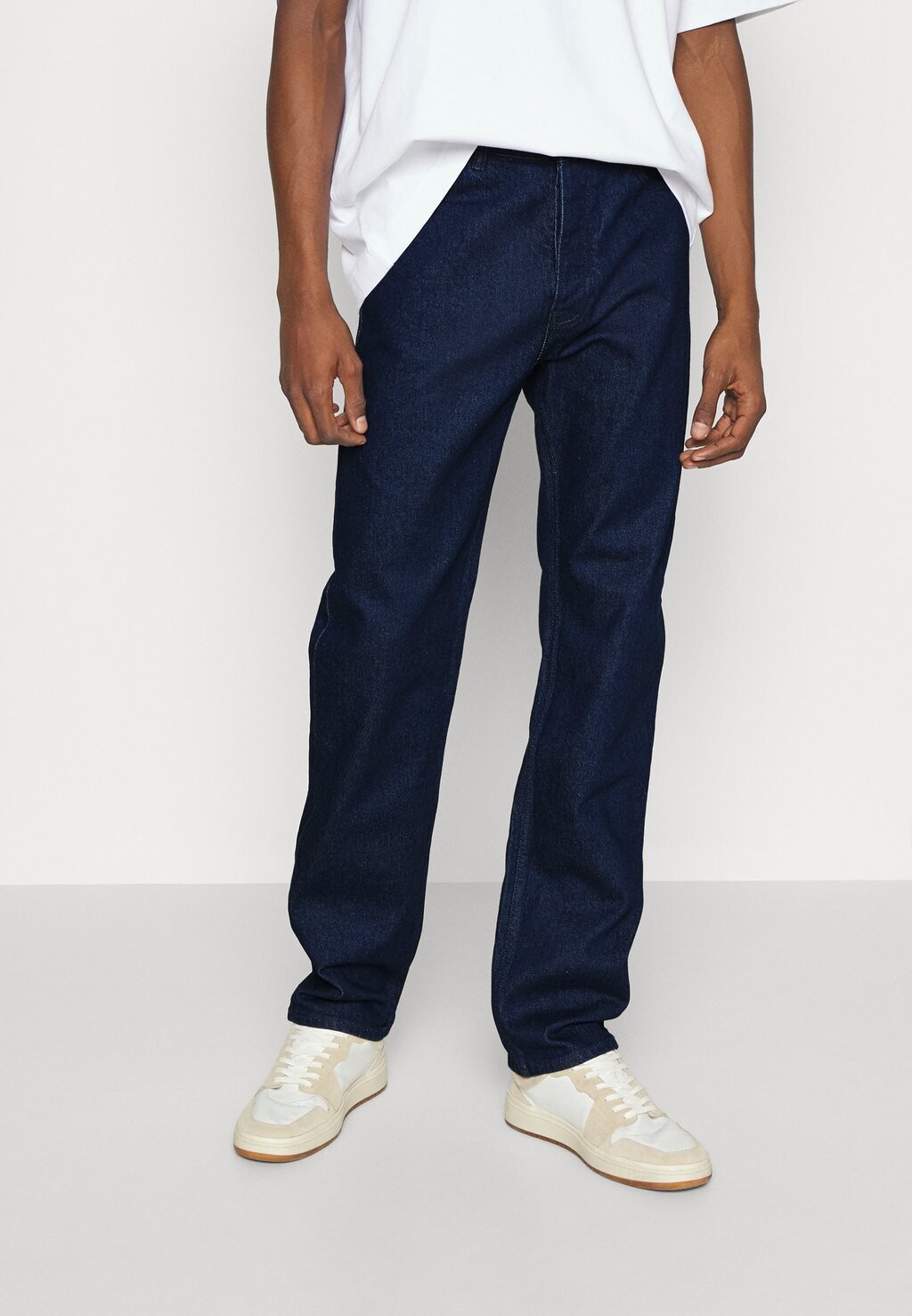 

Джинсы свободного кроя Filippa K