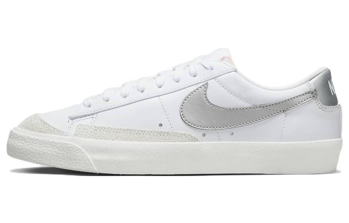 

Кроссовки женские Nike Blazer Low 77, белый металлик / серебристый