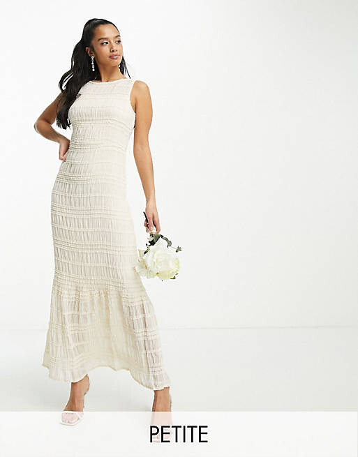

Кремовое кружевное платье макси Vila Petite Bridal