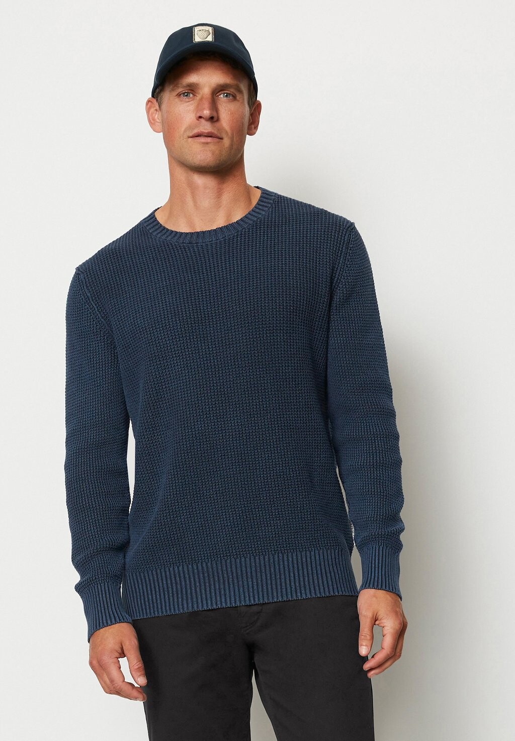 Вязаный джемпер CREWNECK STRUCTURED SOLID Marc O'Polo, цвет dark navy вязаный джемпер essential crewneck scotch