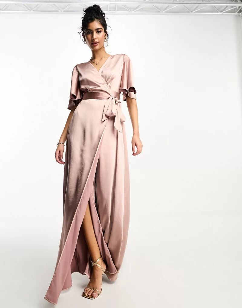 Атласное платье макси с рукавами ангела и запахом лепестков Six Stories розового цвета