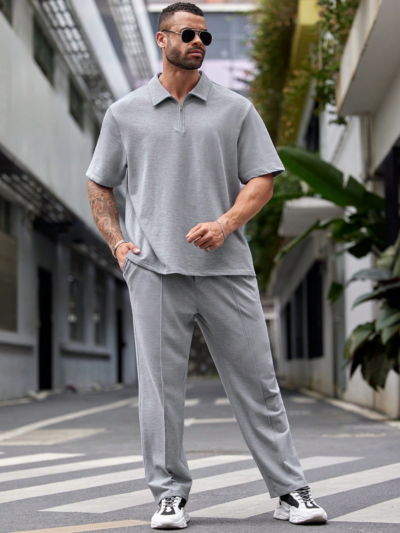 Мужская рубашка-поло с короткими рукавами Manfinity Homme размера плюс 2 шт./компл. и зауженный брючный костюм для отдыха, серый