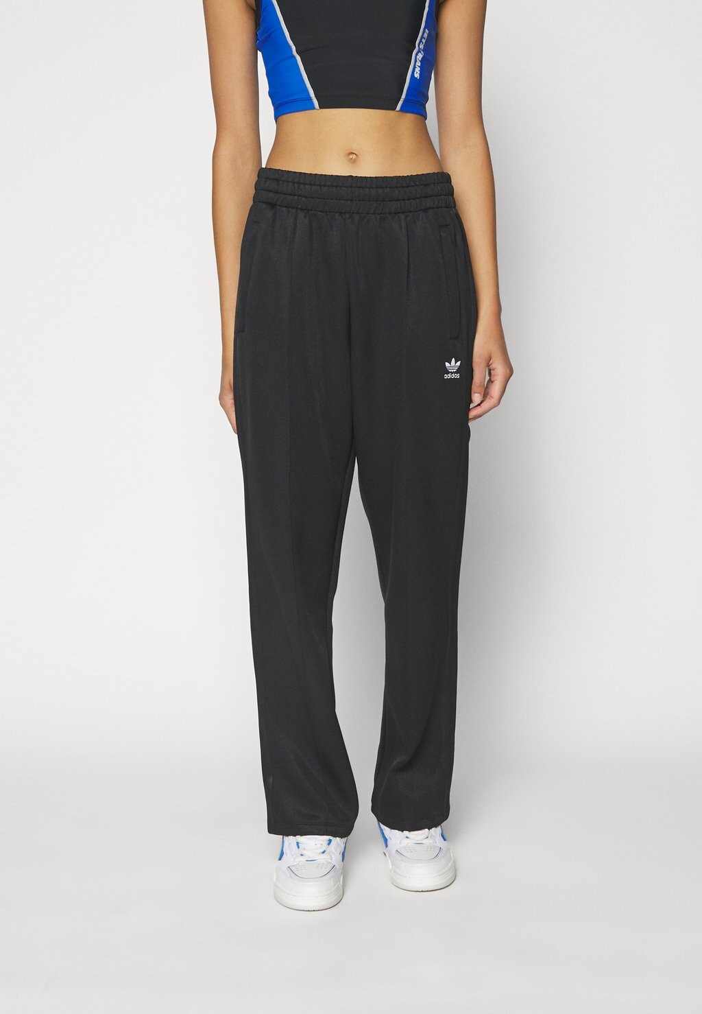 

Спортивные брюки adidas Originals, черный