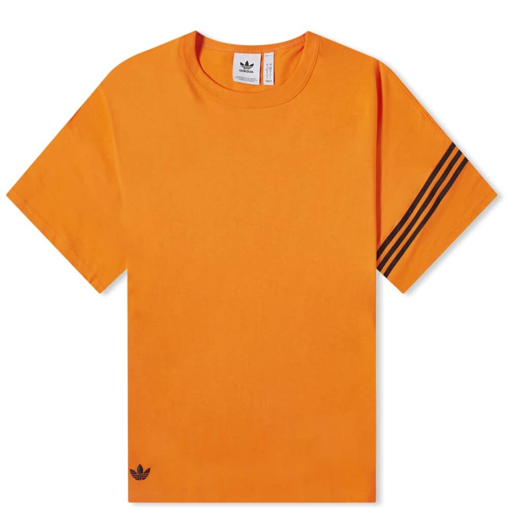 

Футболка Adidas Neu Classics