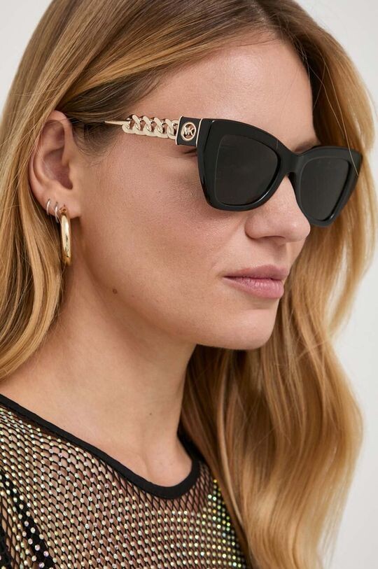 

Солнцезащитные очки Майкла Корса Michael Kors, черный