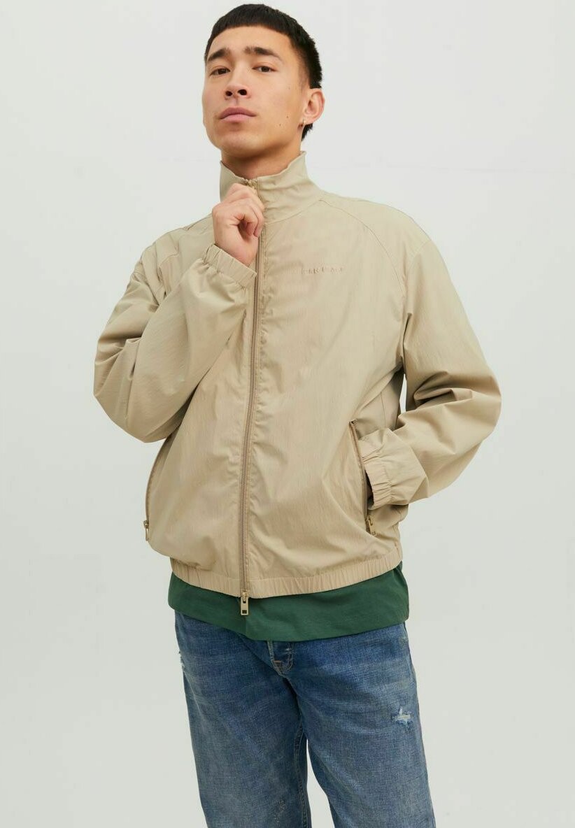 

Куртка демисезонная Jack & Jones