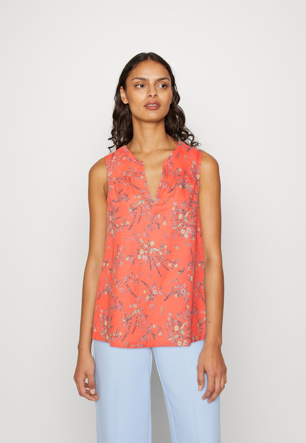 

Блузка edc by Esprit
