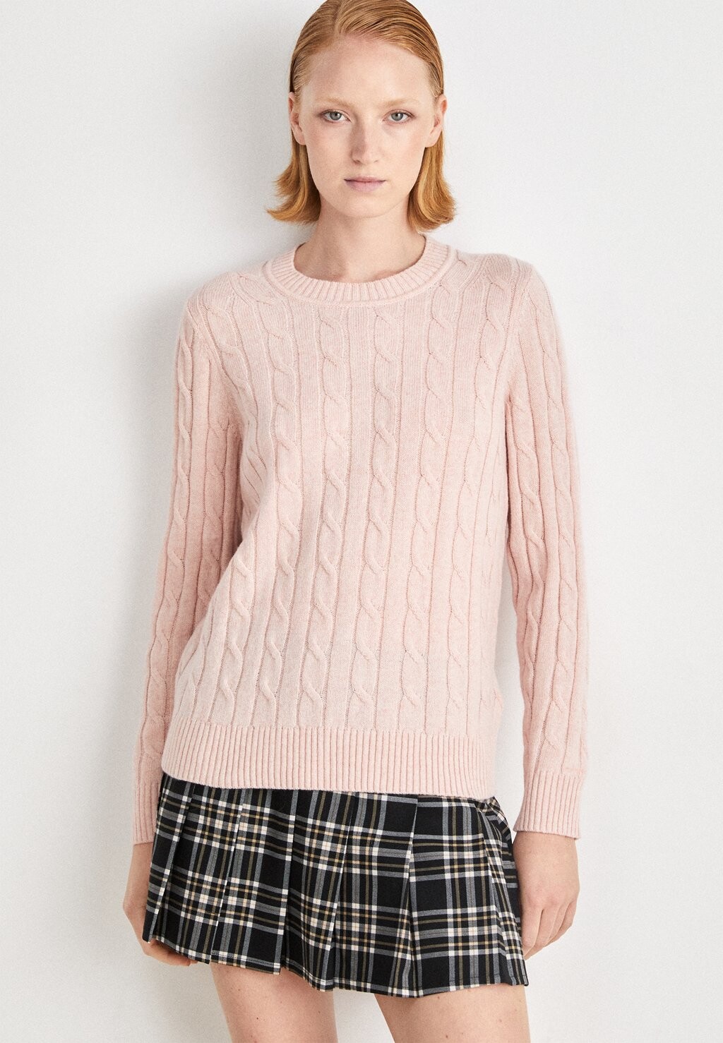 

Свитшот GANT CABLE C NECK, цвет faded pink