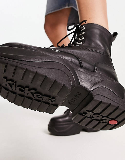 цена Черные кожаные ботинки на платформе Kickers Kade