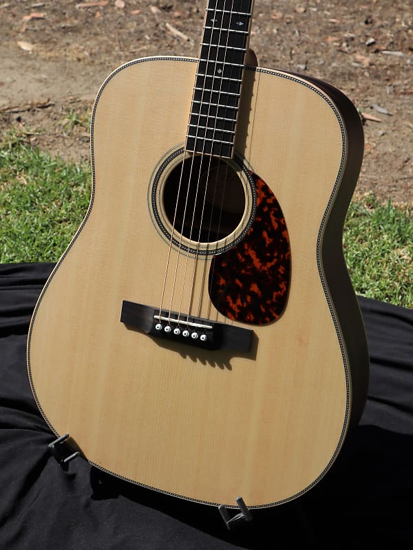 Акустическая гитара Larrivee D-40R