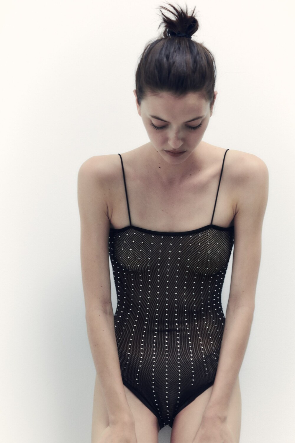 

Блестящее тело Zara, черный