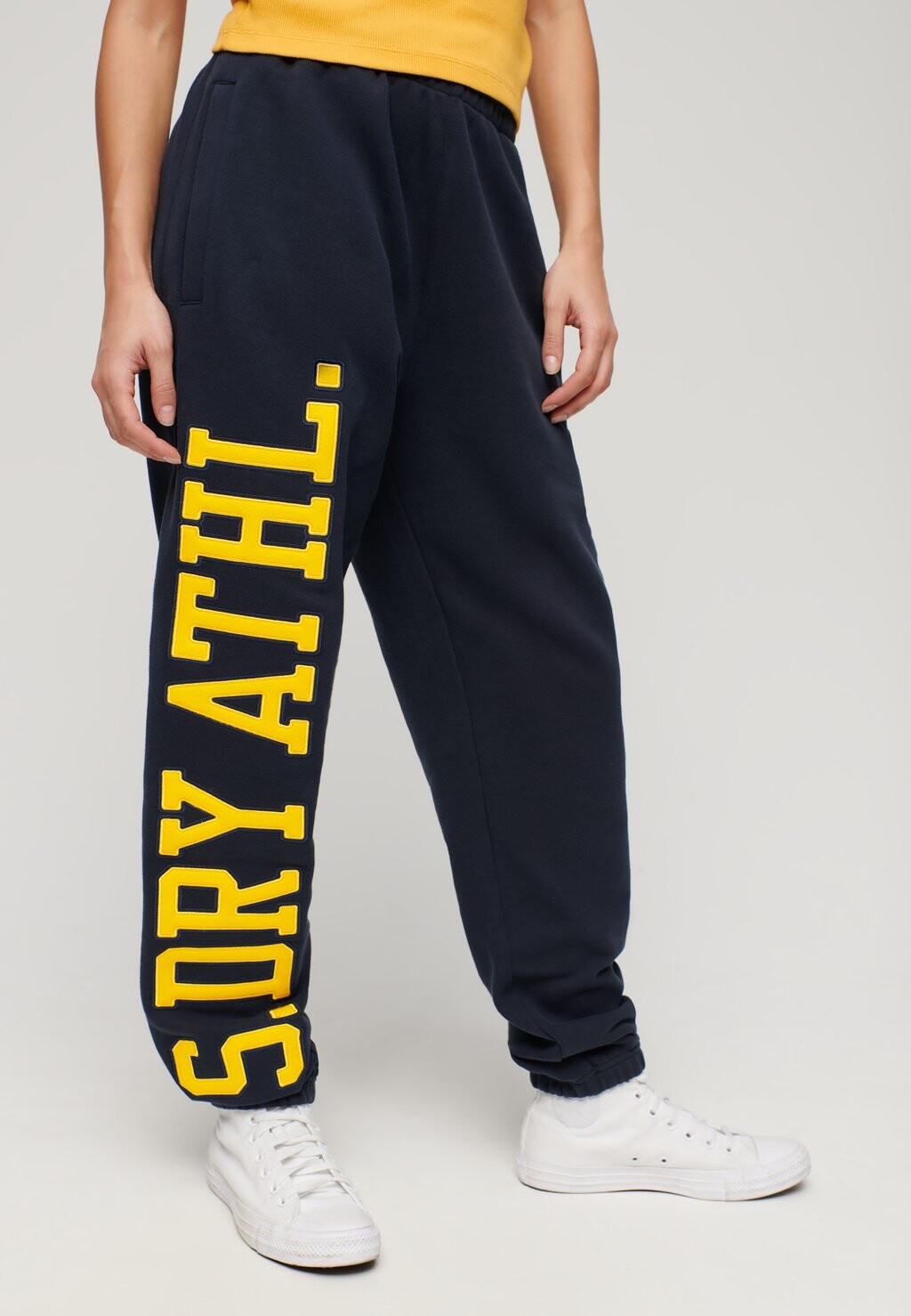 

Спортивные брюки COLLEGE LOGO BOYFRIEND JOGGER Superdry, синий