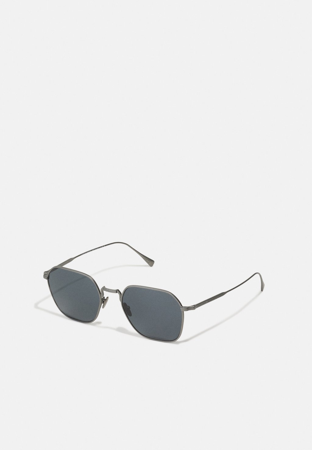 Солнцезащитные очки Giorgio Armani, цвет matte gunmetal зажигалка lotus 6720 fusion gunmetal matte