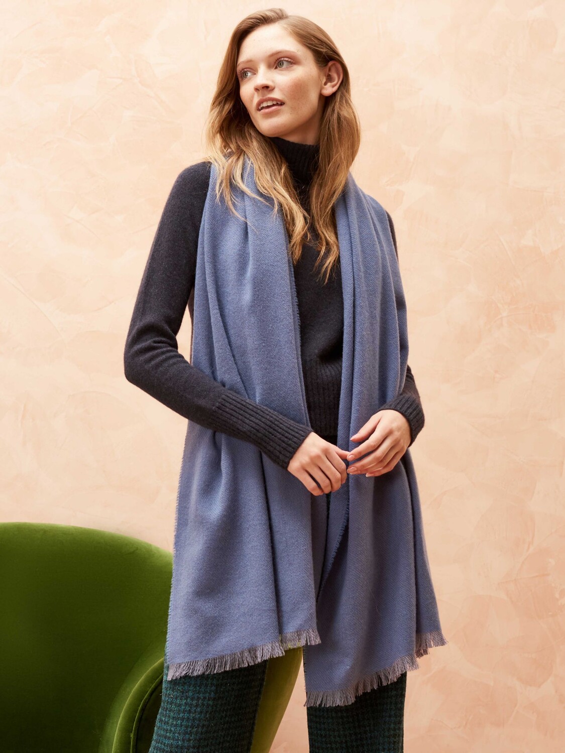 

Шарф-палантин Brora Cashmere, Лаванда