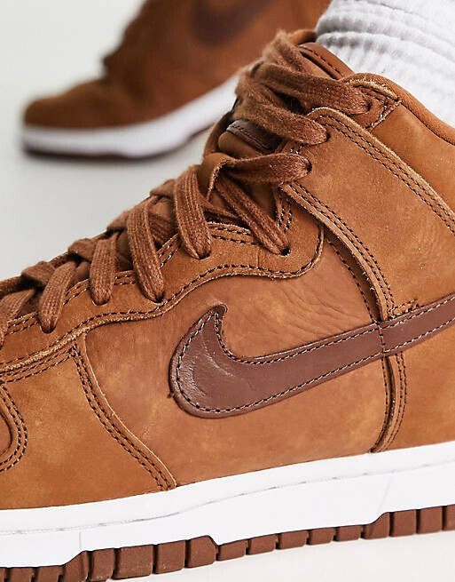 

Кроссовки премиум-класса Nike Dunk High цвета коричневого ореха пекан, Коричневый