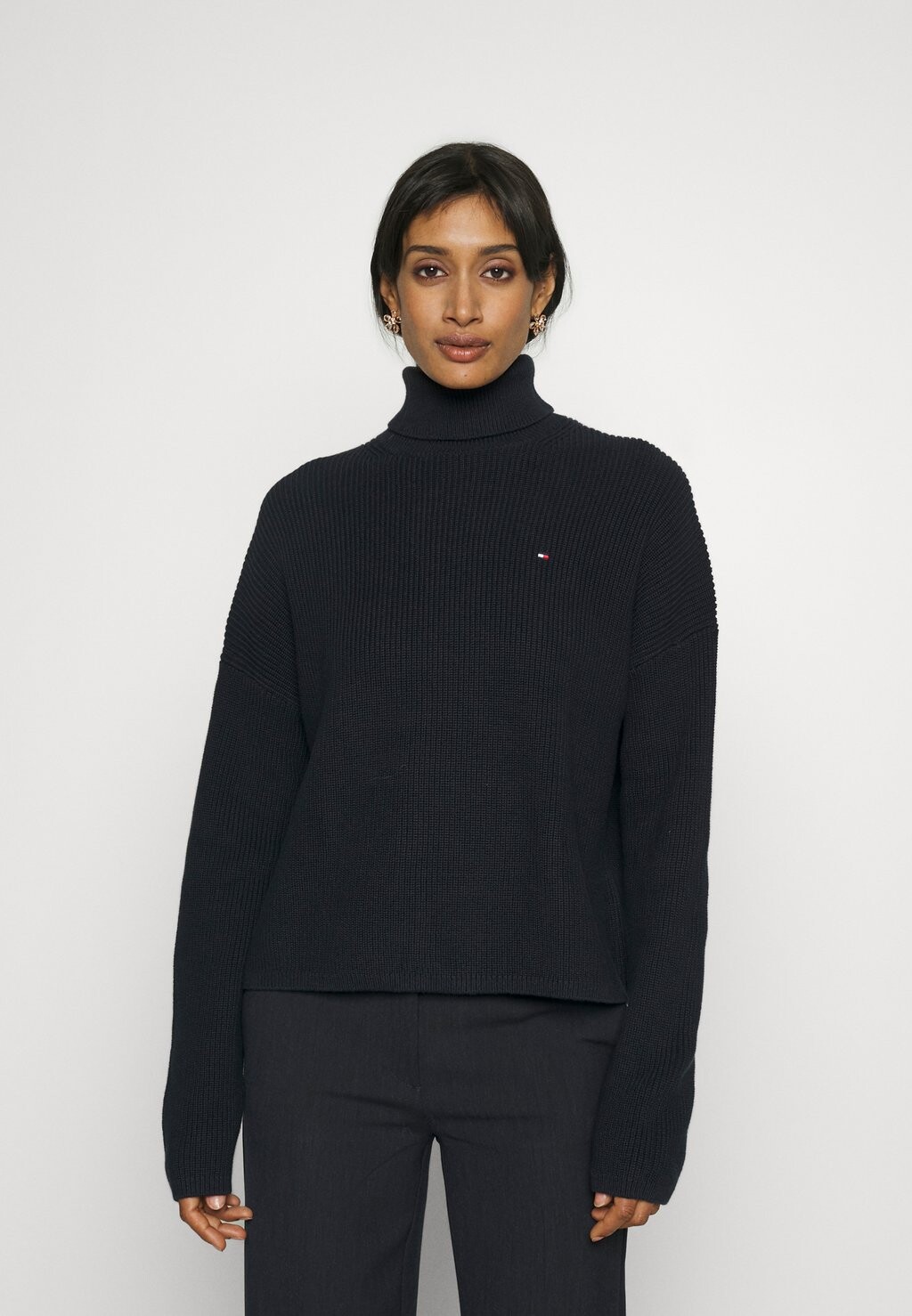 

Свитшот Tommy Hilfiger СТИТЧ ВОРОНКА-NK, цвет desert sky