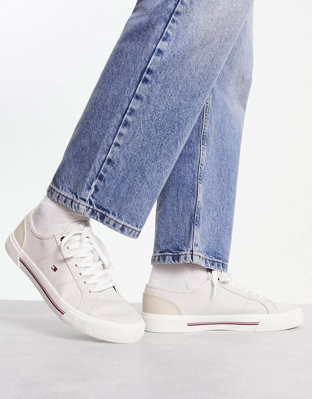 

Бежевые кеды Tommy Hilfiger Core из корпоративной ткани, Бежевый