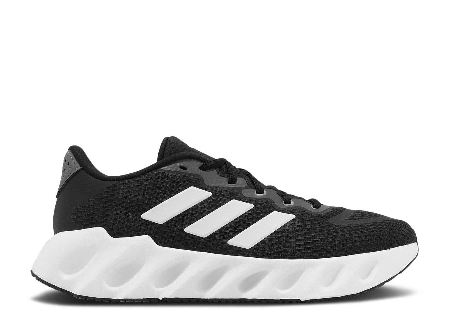 

Кроссовки adidas Switch Run 'Black White', черный