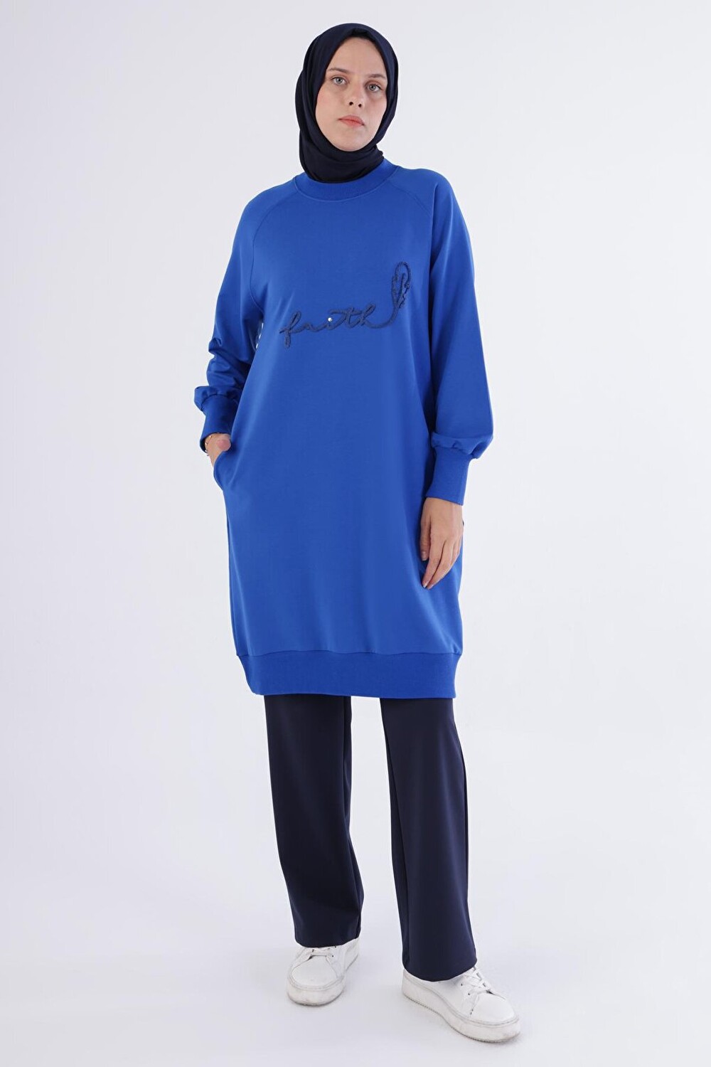 

Толстовка Saks Faith с письменной вышивкой ALL DAY