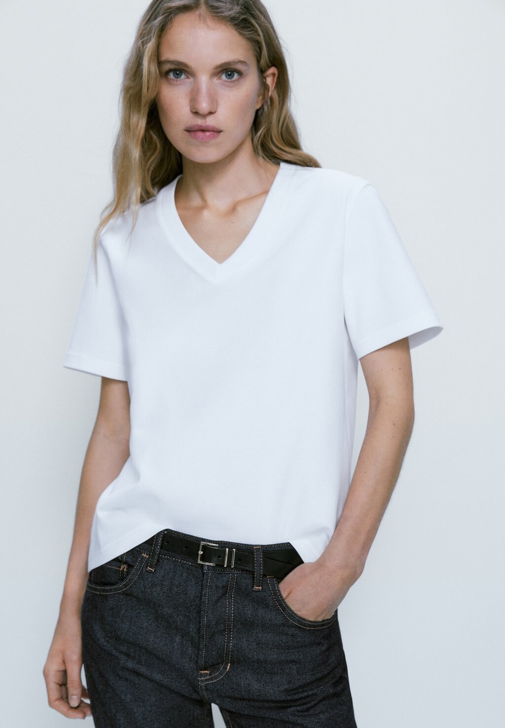 

Базовая футболка Massimo Dutti, бежевый