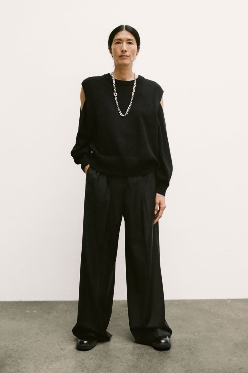 

Кардиган с узлом из смеси шерсти и альпаки ZARA, черный