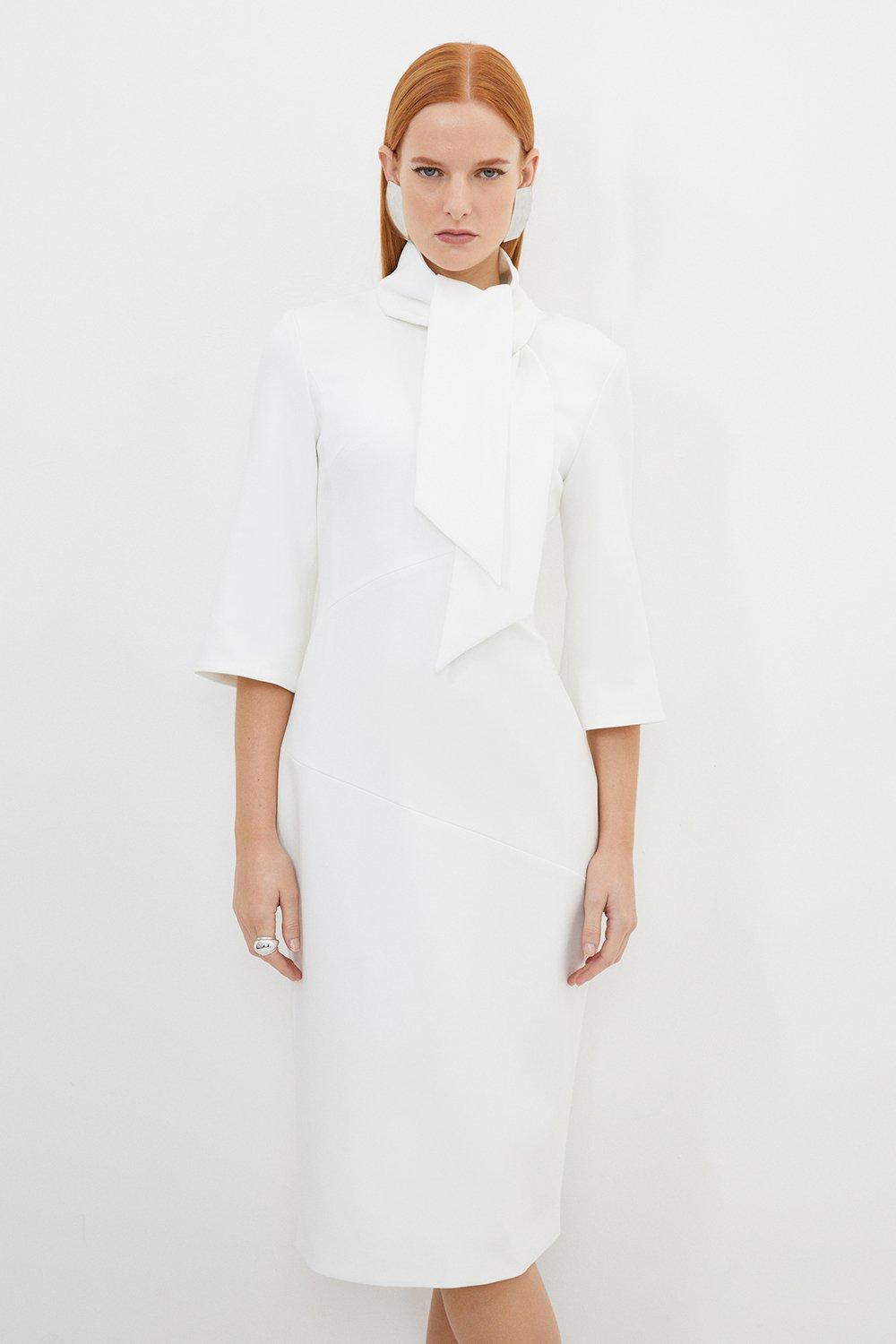 цена Компактное эластичное платье с завязками The Founder Petite Tailored Karen Millen, белый