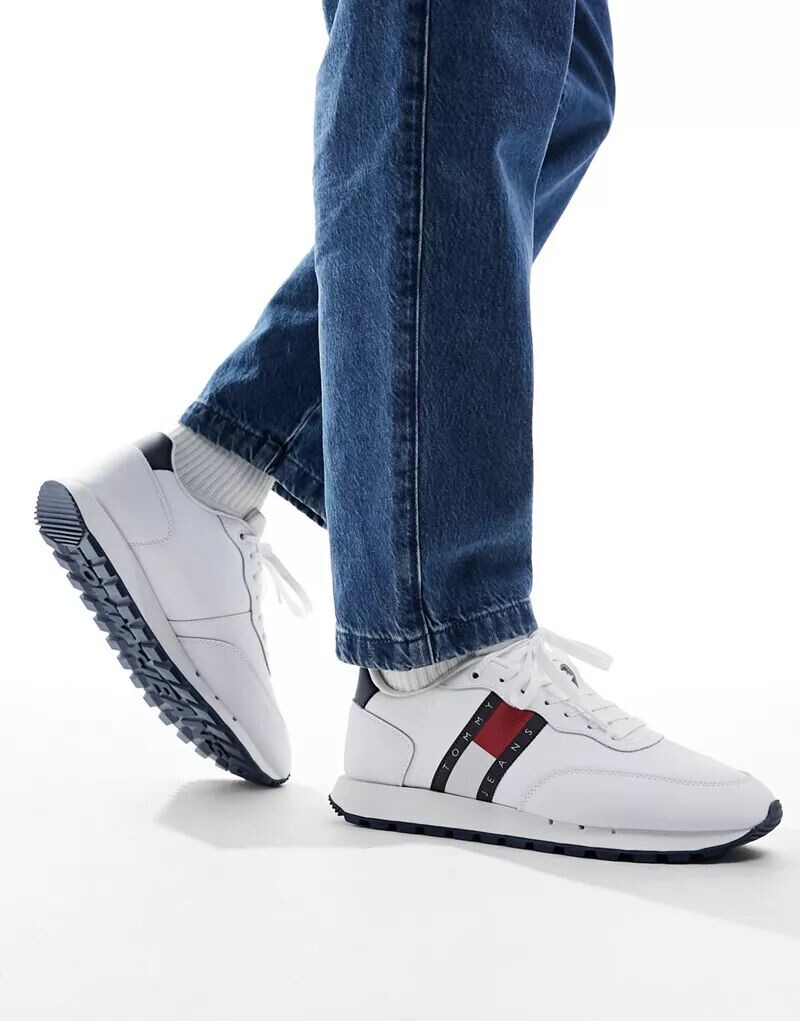 

Белые кожаные кроссовки Tommy Jeans