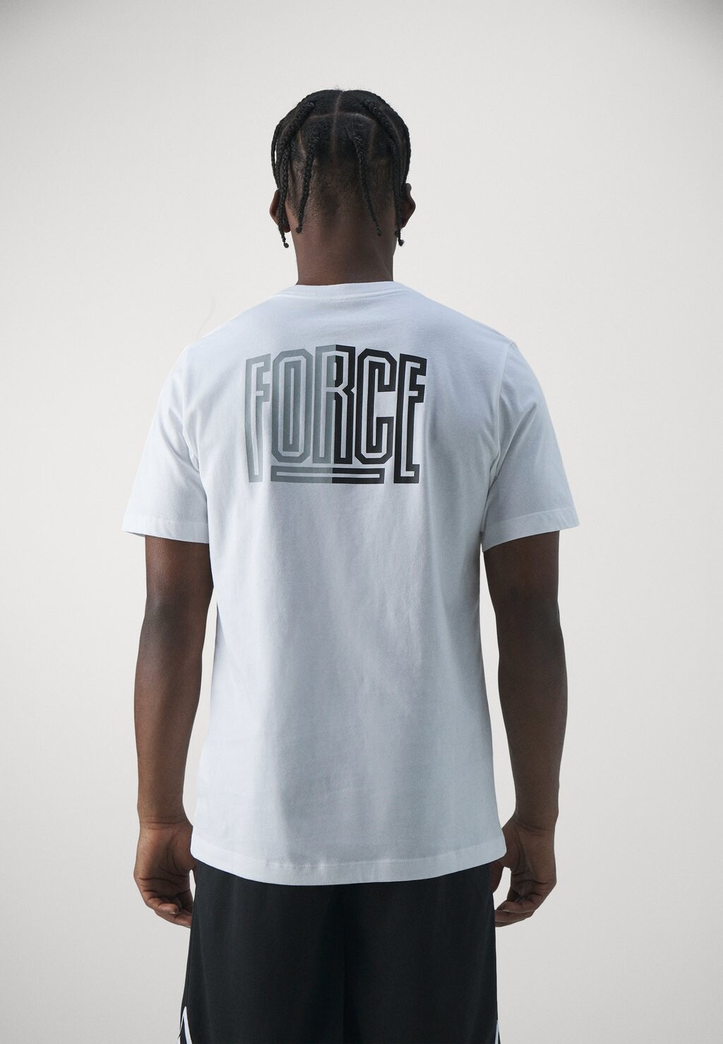 

Спортивная футболка Tee Nike, белый